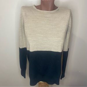 Forever 21 black and tan sweater, size small